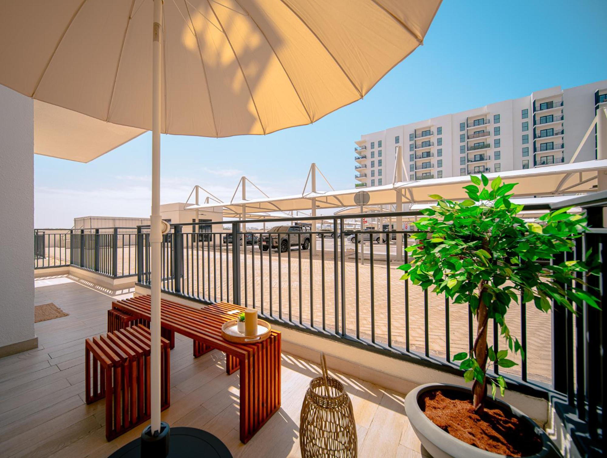 Waters Edge Luxury 1Br By Voyage Apartment Abu Dhabi Exterior photo